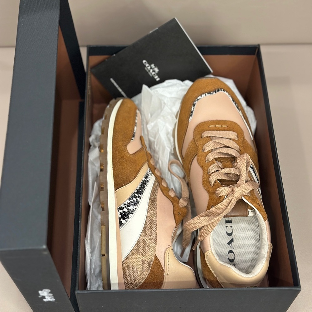 Coach C118 Leather Patchwork Runner Sneakers - Picture 2 of 10